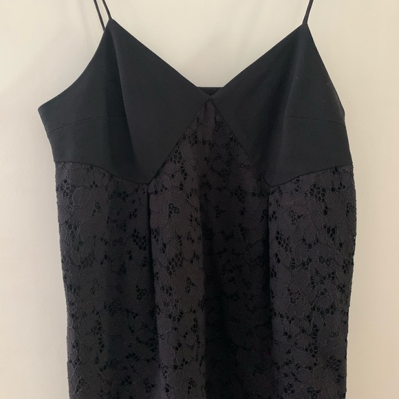 Club Monaco Lace Cami (fits 2-4) - Picture 2 of 5